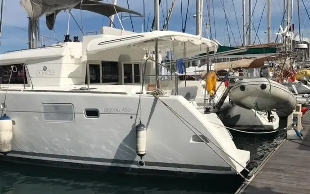 slider 1 Bali Catamarans Bali 4.3