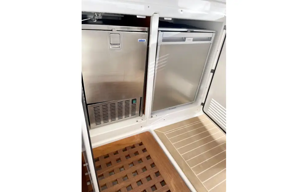 slider 27 Jeanneau Sun Odyssey 410