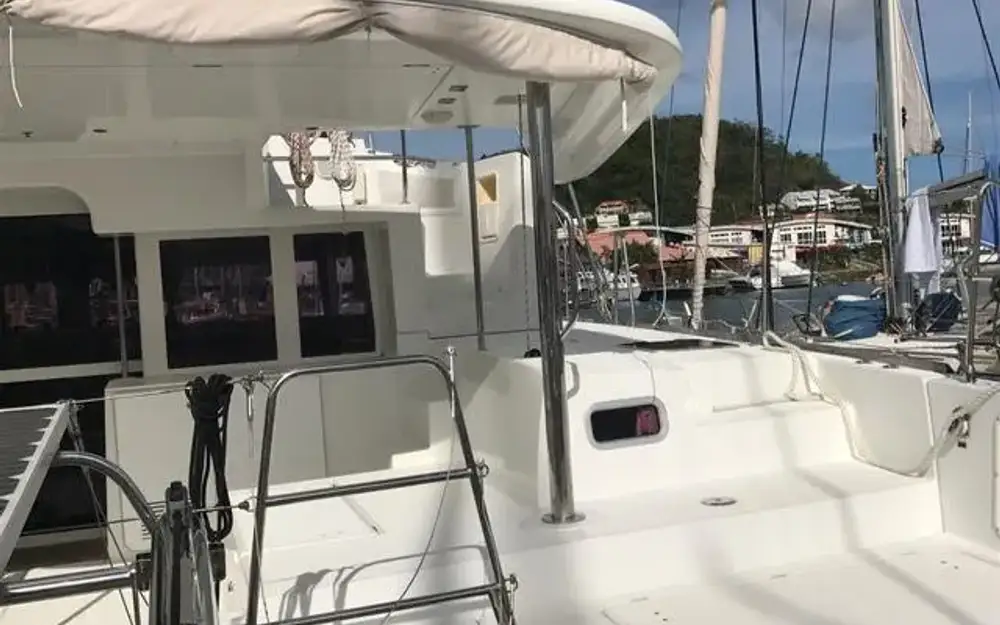 slider 3 Bali Catamarans Bali 4.3