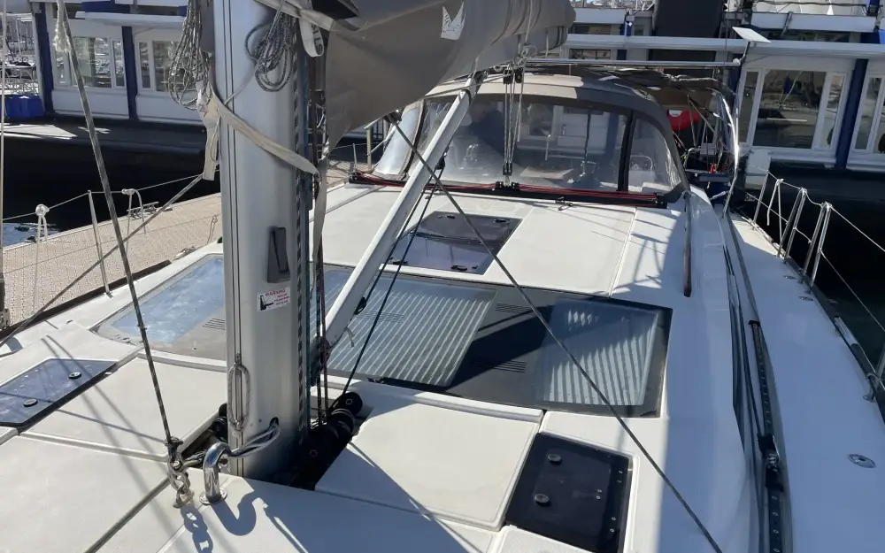 slider 3 Jeanneau Sun Odyssey 410