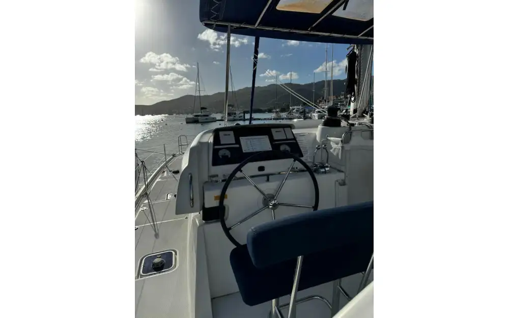 slider 4 Lagoon  46