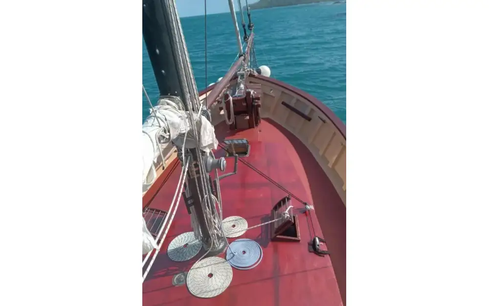 slider 5 Indigo Yacht  45