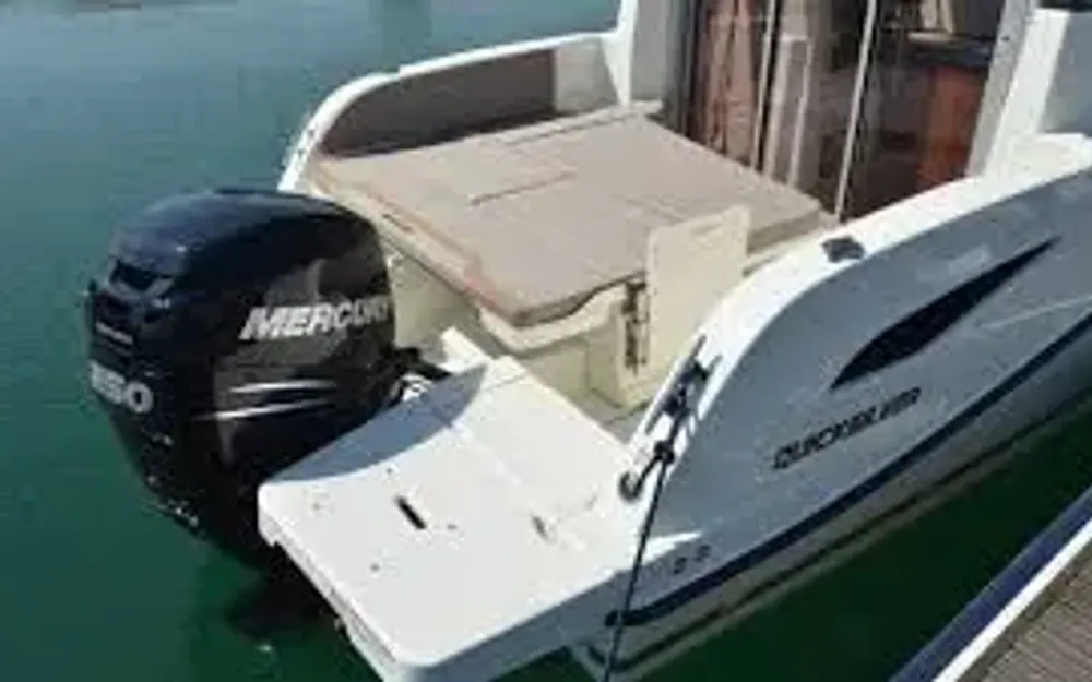 slider 6 Quicksilver Activ 755 Weekend