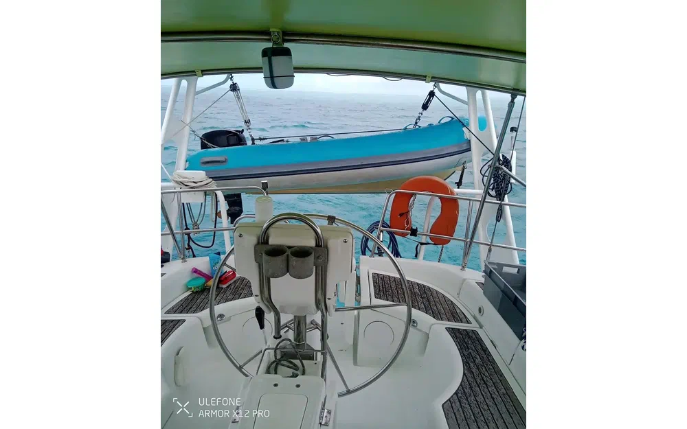 slider 14 Beneteau Oceanis 423