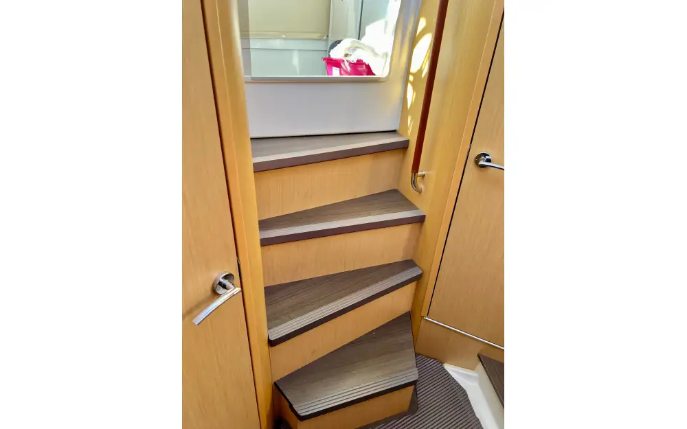 slider 8 Beneteau Gran Turismo 34
