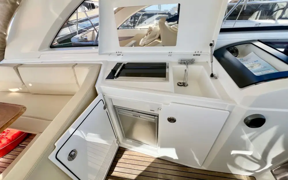 slider 4 Beneteau Gran Turismo 34