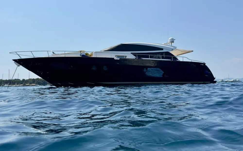 slider 0 Cayman  57 HT