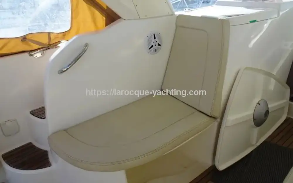slider 12 Jeanneau Prestige 30 S