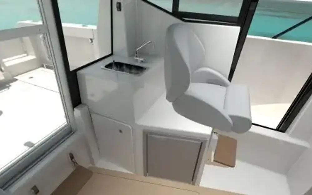 slider 5 Quicksilver  705 Pilothouse