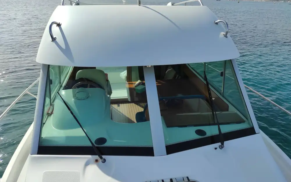 slider 2 Jeanneau Merry Fisher 805