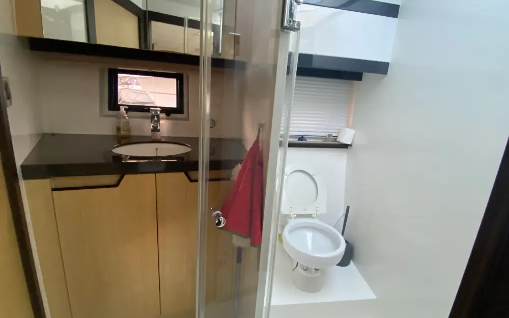 slider 19 Galeon  405 HTL