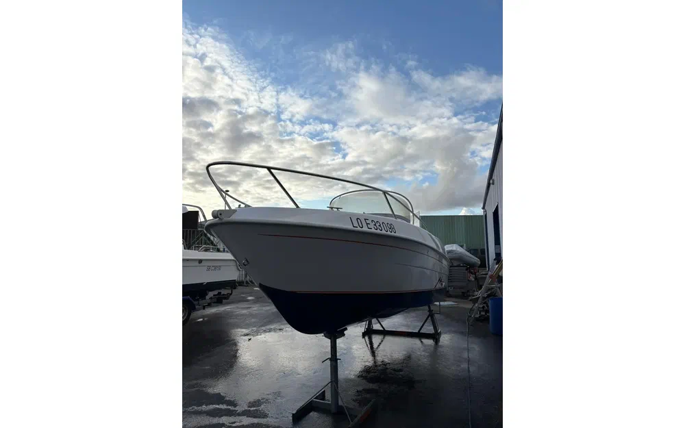 slider 5 B2 Marine Cap Ferret 552