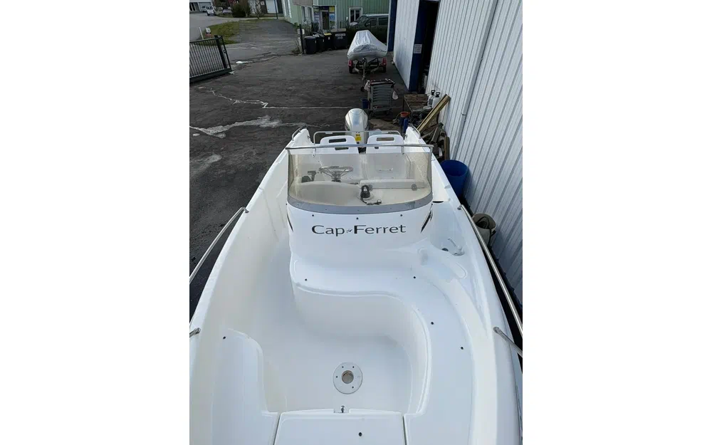 slider 8 B2 Marine Cap Ferret 552