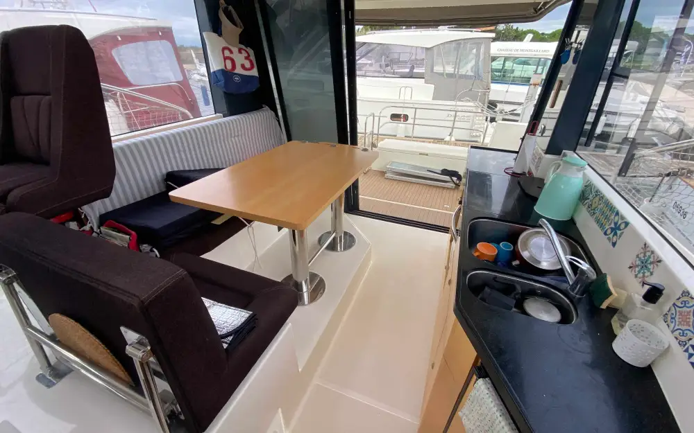 slider 5 Delphia  1150 Voyage