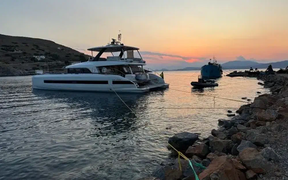 LagoonSixty 7