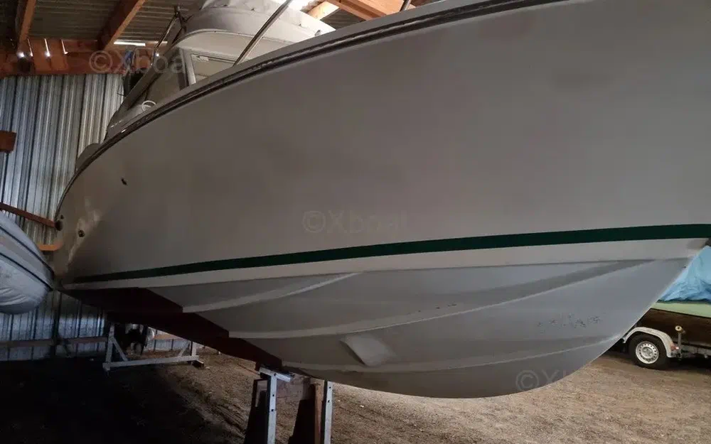 slider 3 Bertram Riva 25