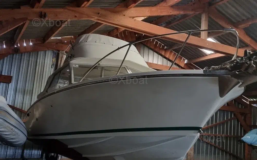 slider 5 Bertram Riva 25