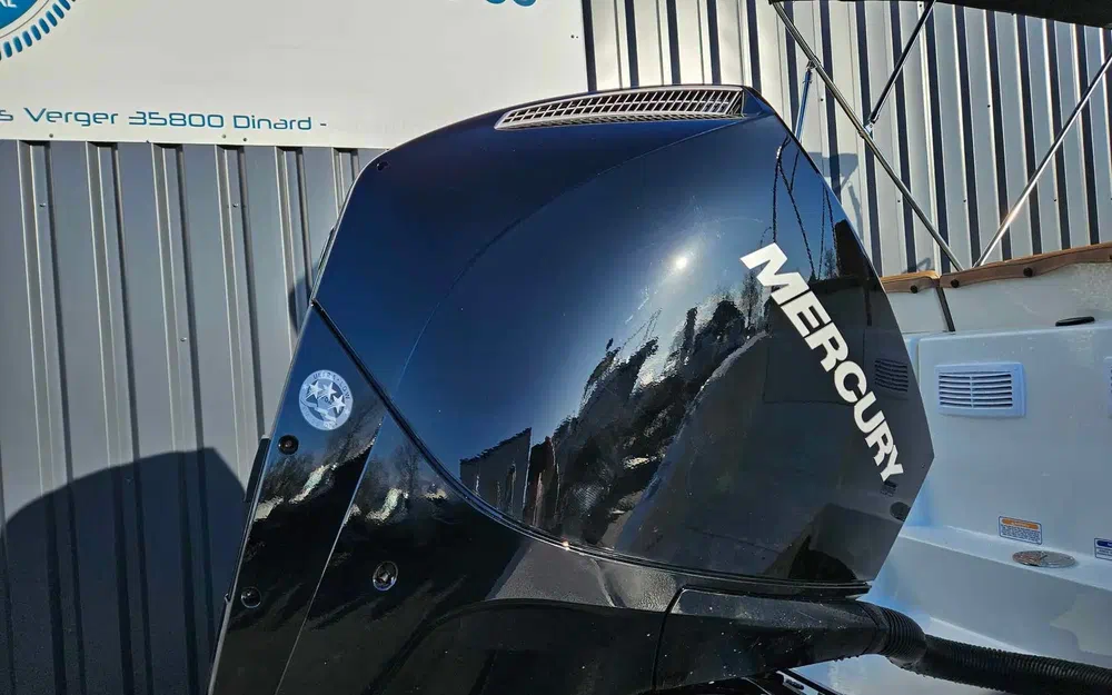 slider 16 Quicksilver 675