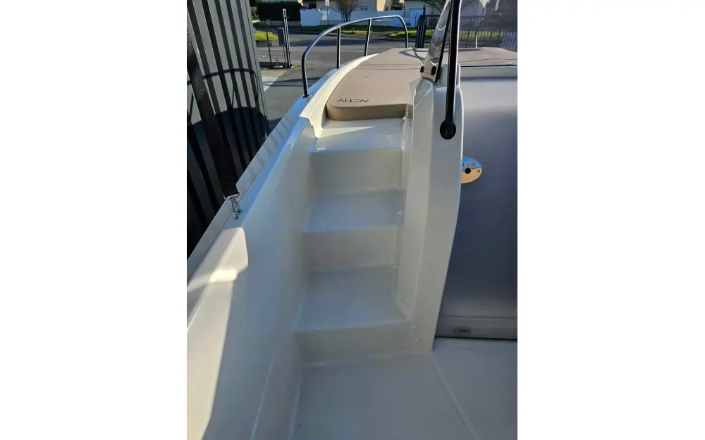 slider 2 Quicksilver  675Sundeck