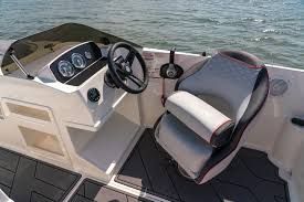 slider 2 Bayliner M19