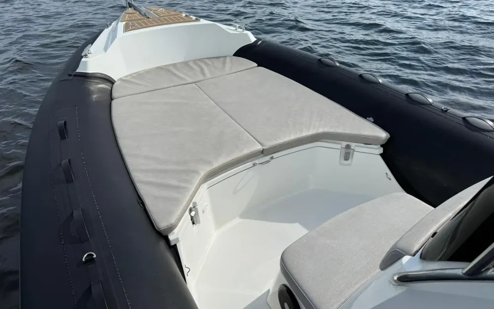 slider 5 Capelli Tempest 700