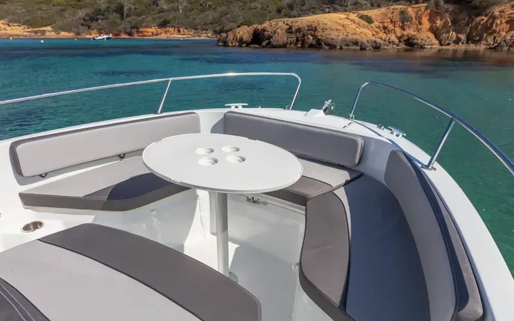 slider 5 Jeanneau Cap Camarat 6.5 CC