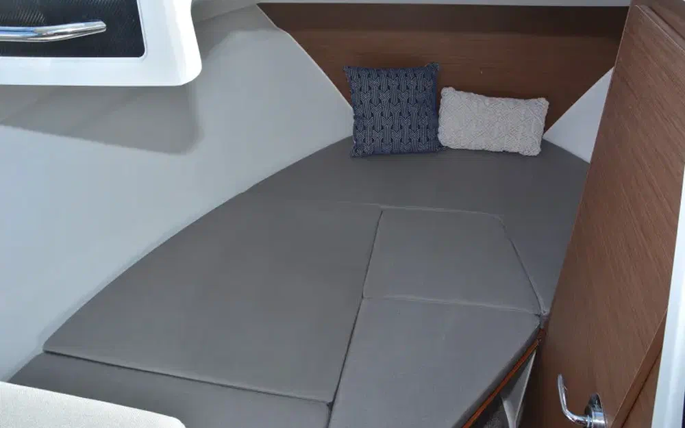 slider 6 Jeanneau Merry Fisher 695