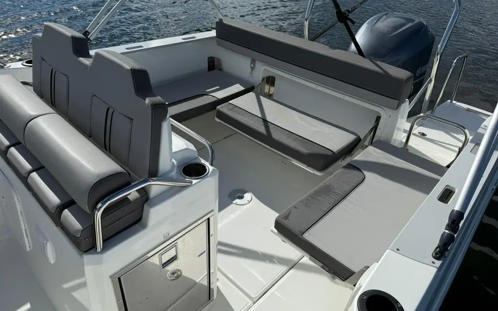 slider 4 Jeanneau Cap Camarat 7.5 CC