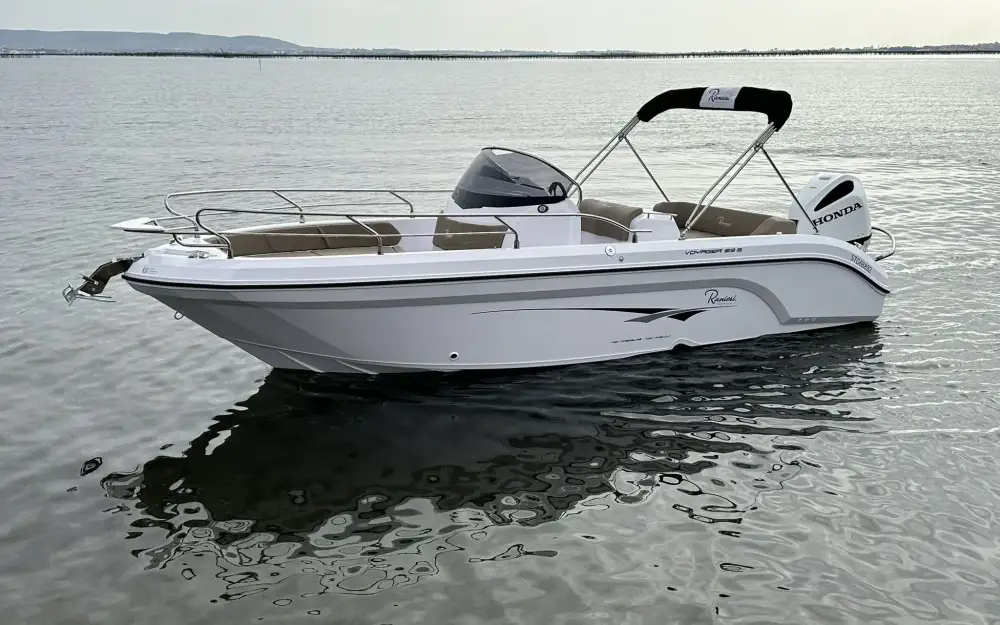 slider 1 Ranieri Voyager 23 S
