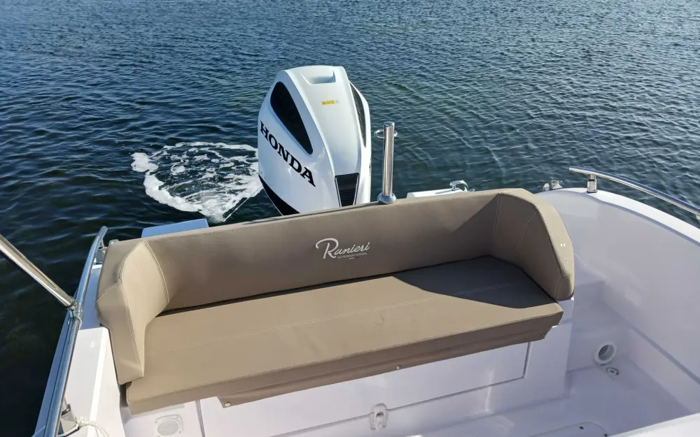 slider 5 Ranieri Voyager 23 S