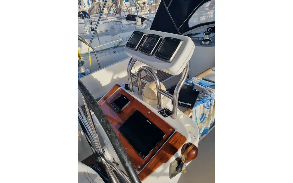 slider 36 Beneteau Oceanis 461