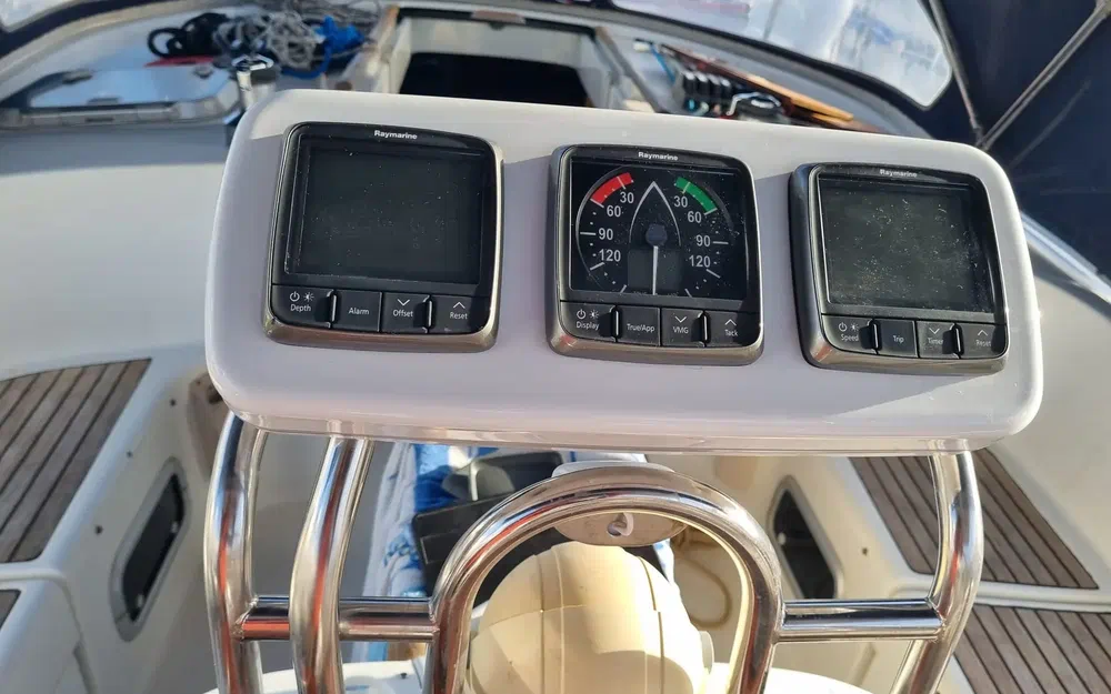 slider 37 Beneteau Oceanis 461