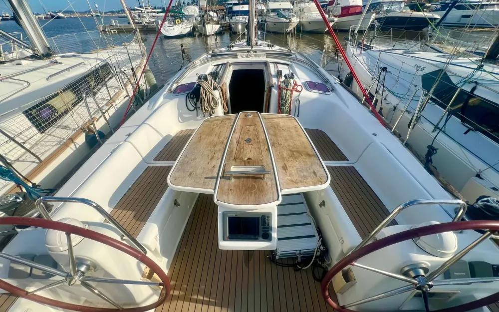 slider 19 Beneteau Oceanis 40