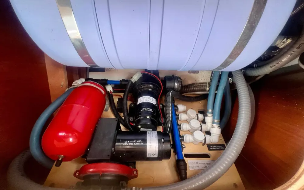 slider 44 Beneteau Oceanis 40