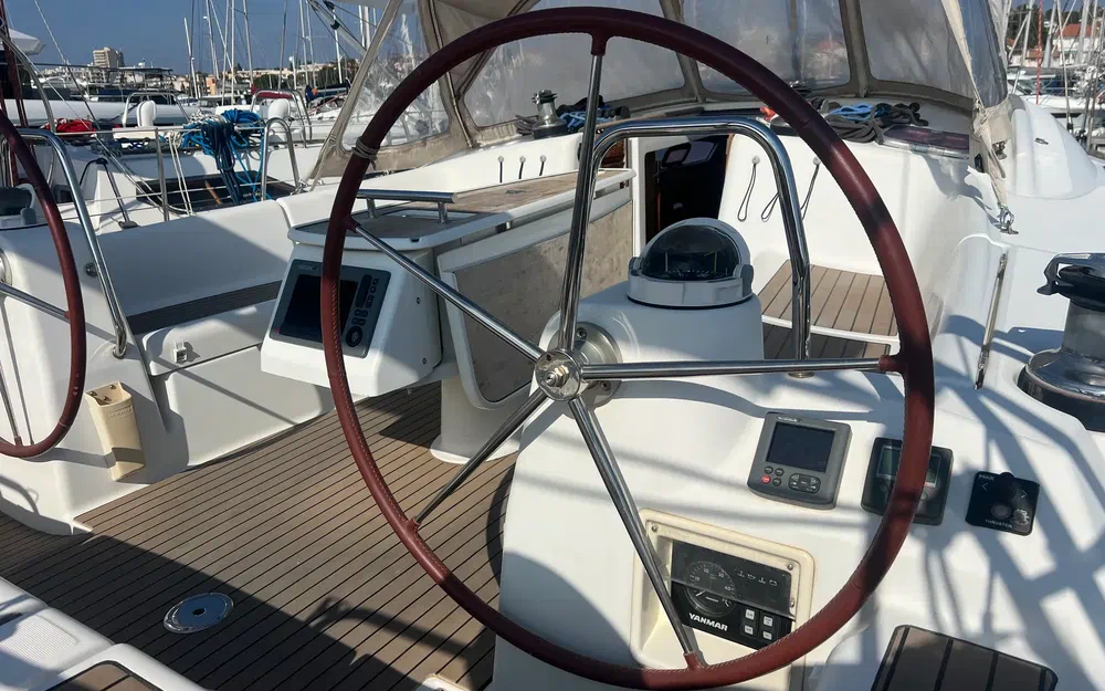 slider 47 Beneteau Oceanis 40