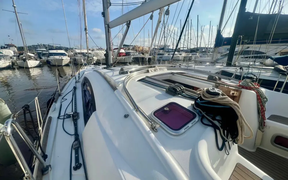 slider 5 Beneteau Oceanis 40