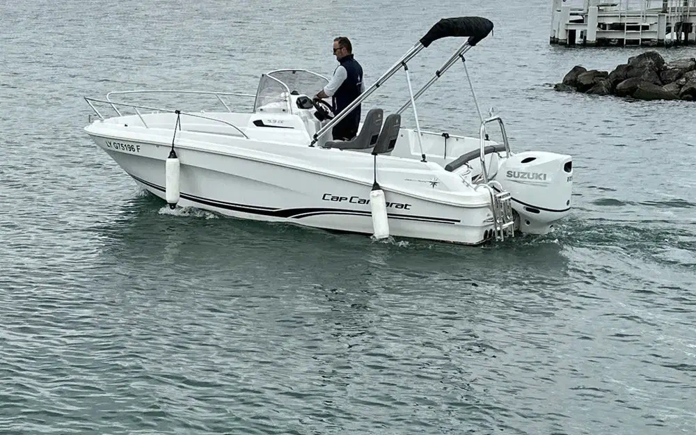 slider 10 Jeanneau Cap Camarat 5.5 CC