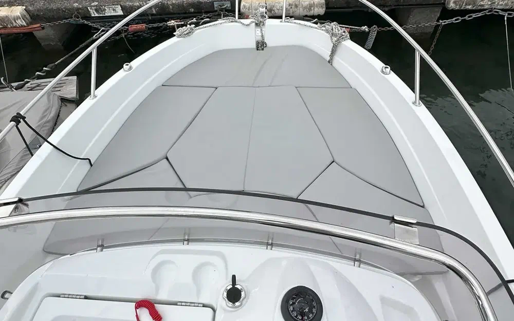 slider 6 Jeanneau Cap Camarat 5.5 CC