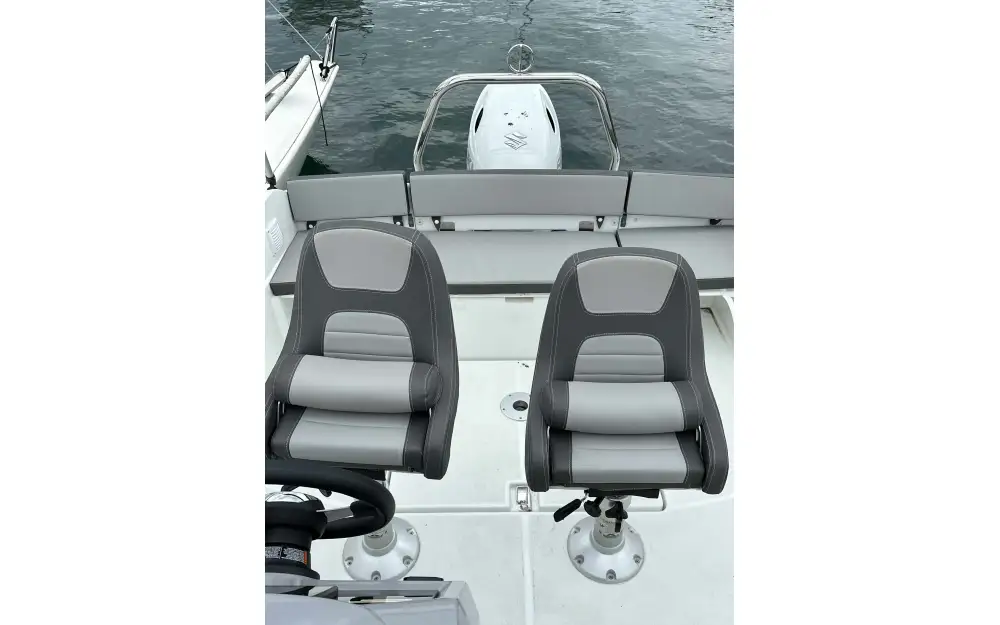 slider 5 Jeanneau Cap Camarat 5.5 WA Serie 2