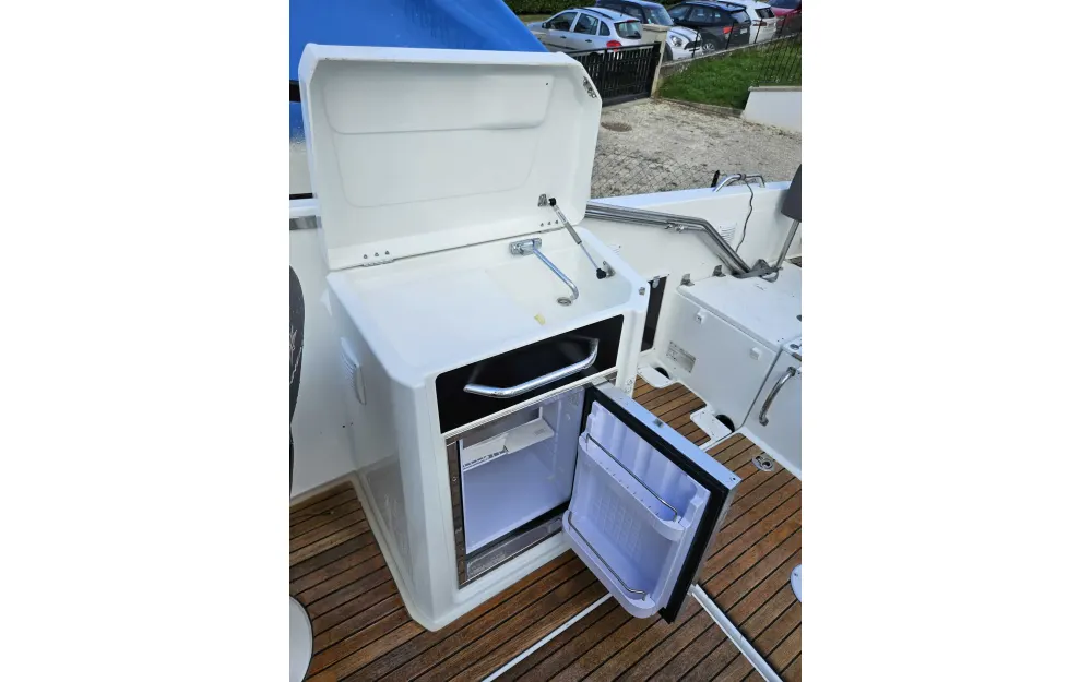 slider 3 Jeanneau Cap Camarat 7.5 BR