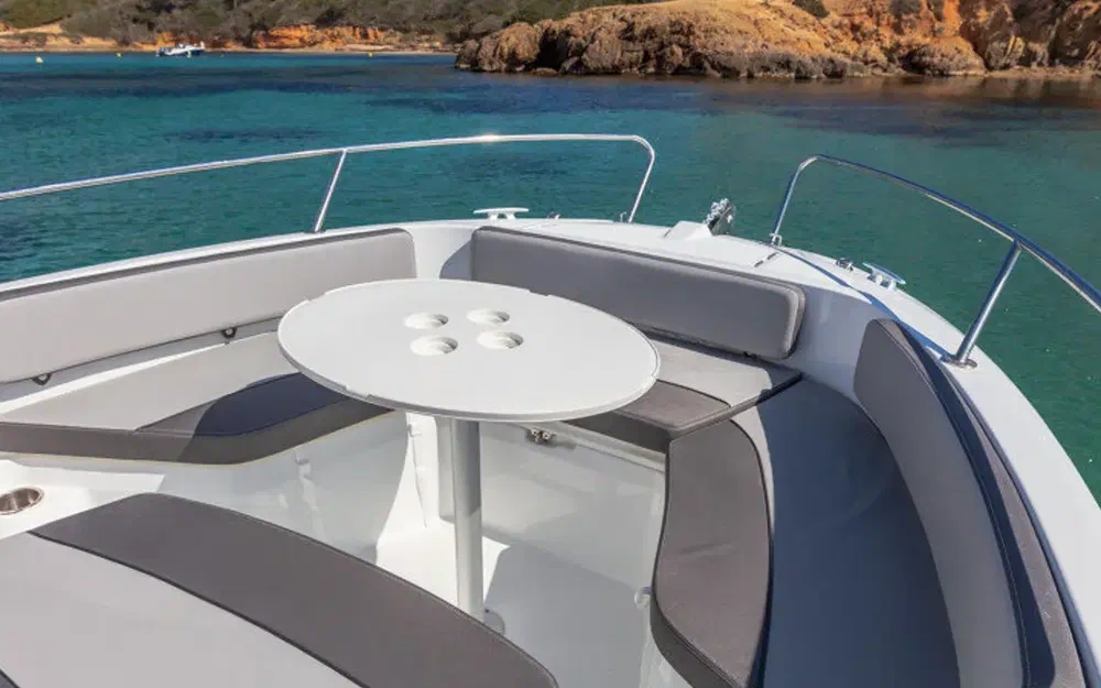 slider 2 Jeanneau Cap Camarat 6.5 CC