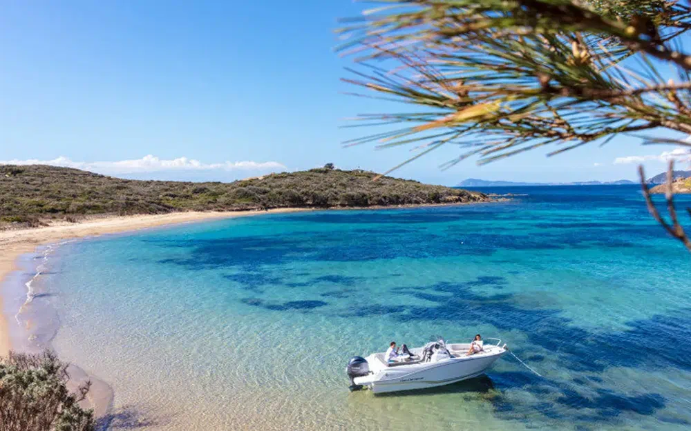 slider 0 Jeanneau Cap Camarat 6.5 CC