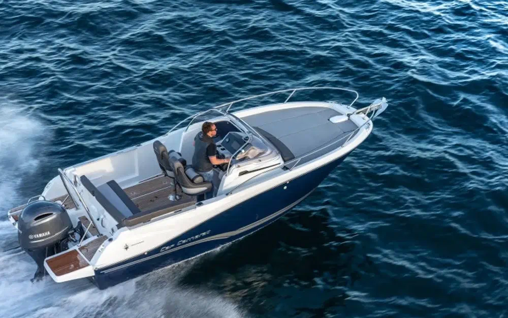 slider 1 Jeanneau Cap Camarat 6.5 WA