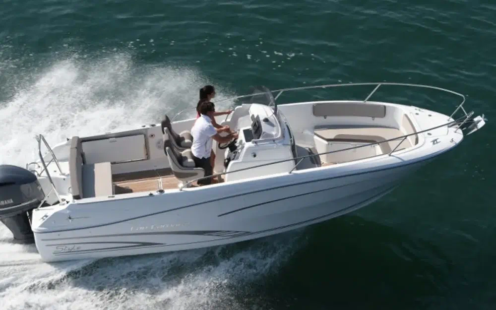 slider 2 Jeanneau Cap Camarat 7.5 CC