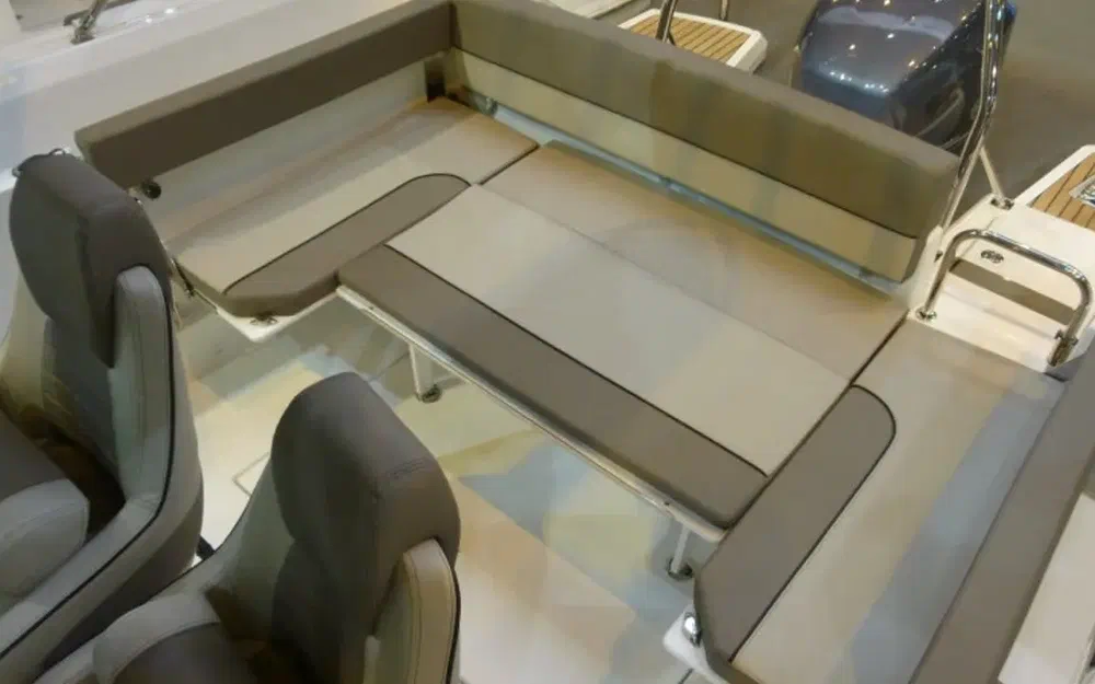 slider 5 Jeanneau Cap Camarat 7.5 CC