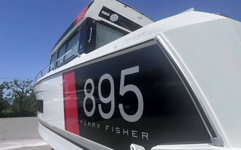 slider 11 Jeanneau Merry Fisher 895