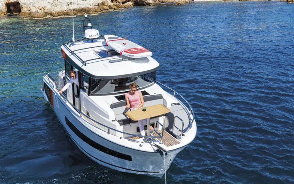 slider 4 Jeanneau Merry Fisher 895