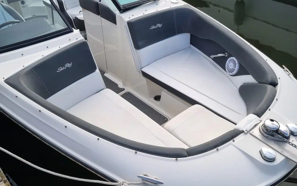 slider 14 Sea Ray SPX 230