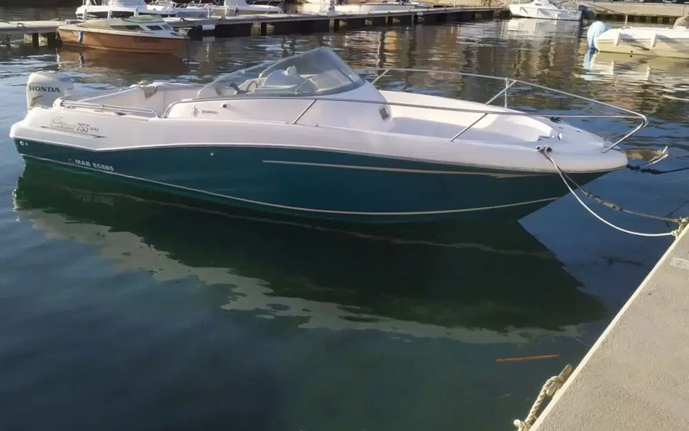 slider 11 Jeanneau Cap Camarat 755