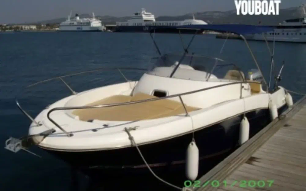 slider 2 Jeanneau Cap Camarat 755